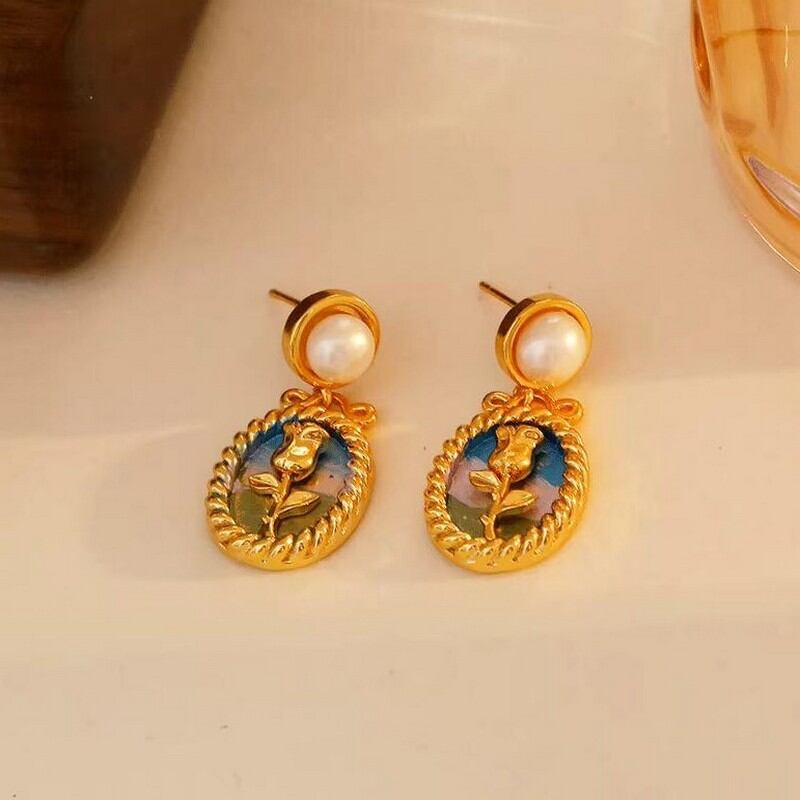 チューリップパールピアス　　M0227