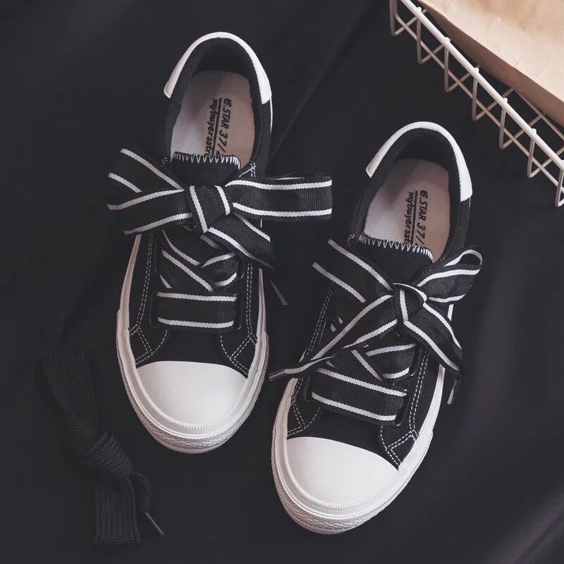 キャンバススニーカー ラインシューレース 全3色 | LILIANA