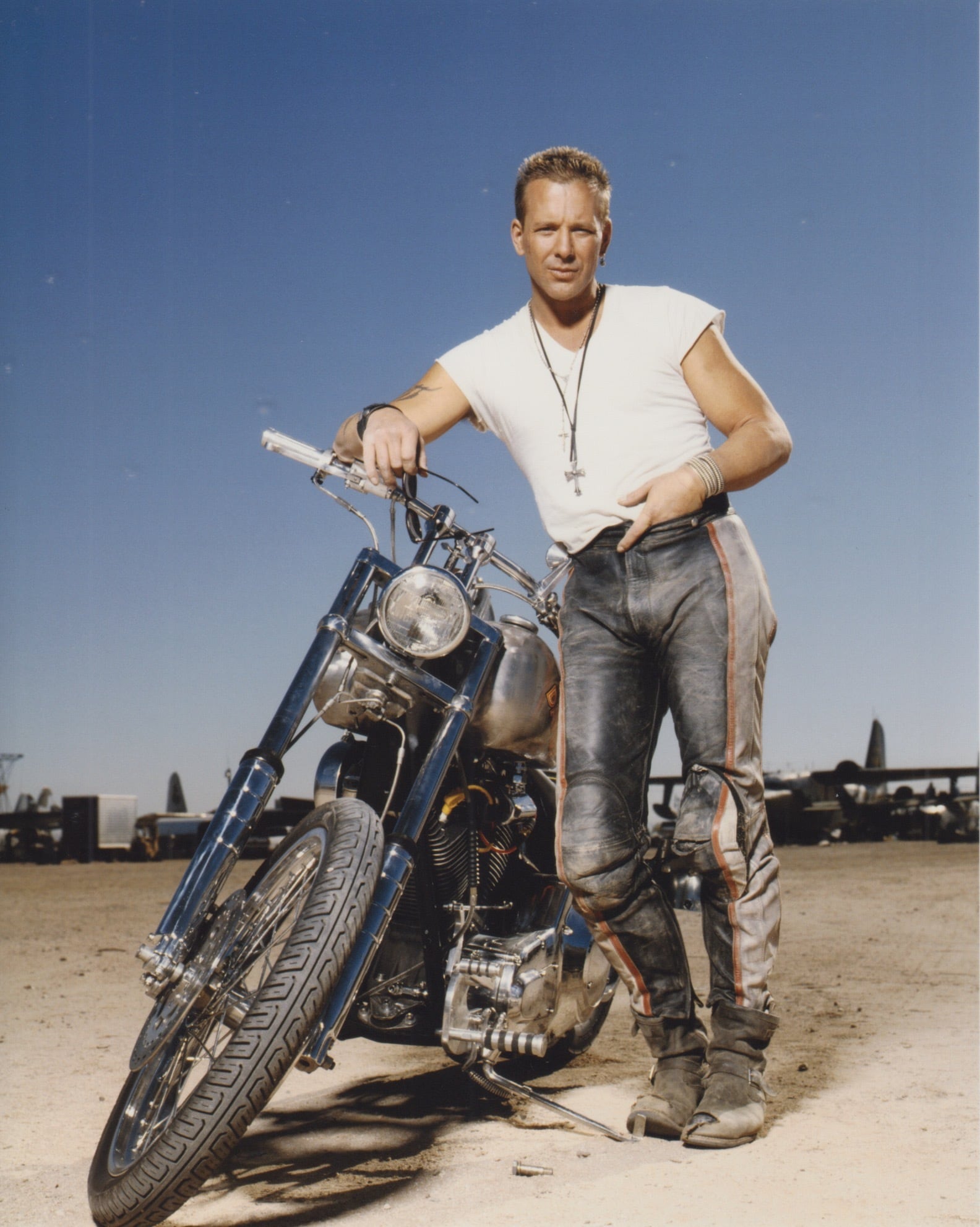 直輸入 大きな写真 ハーレー ダビットソン マルボロマン ミッキー ローク Mickey Rourke Movieimages 大分市府内町2 3 天神ビル101 080 42 9150