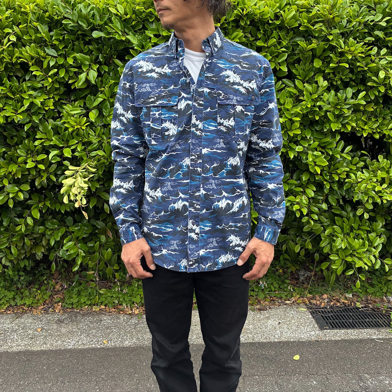 希少 限定 バブアー ホワイトマウンテニアリング 波柄 長袖シャツ L 希少 限定 バブアー ホワイトマウンテニアリング 波柄 長袖シャツ L