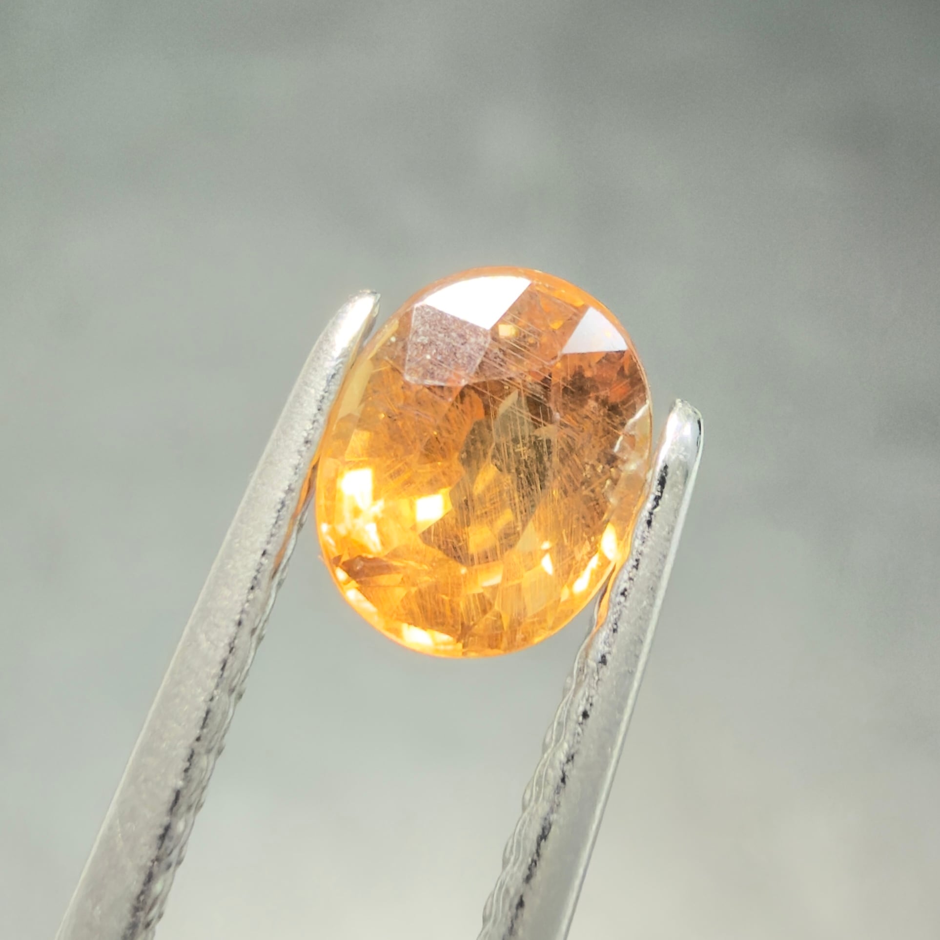 スフェーン】 ルース パキスタン産 0.94ct | たからいしルース