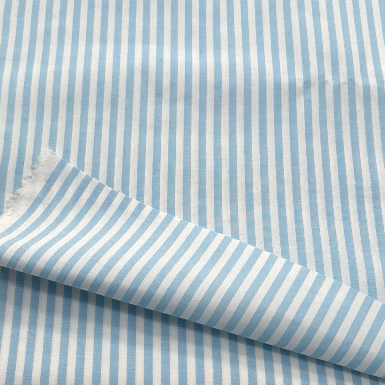 TC287◆2m◆M◆綿ポリエステル混シーチング生地◆ストライプ◆ホワイト×ライトブルー