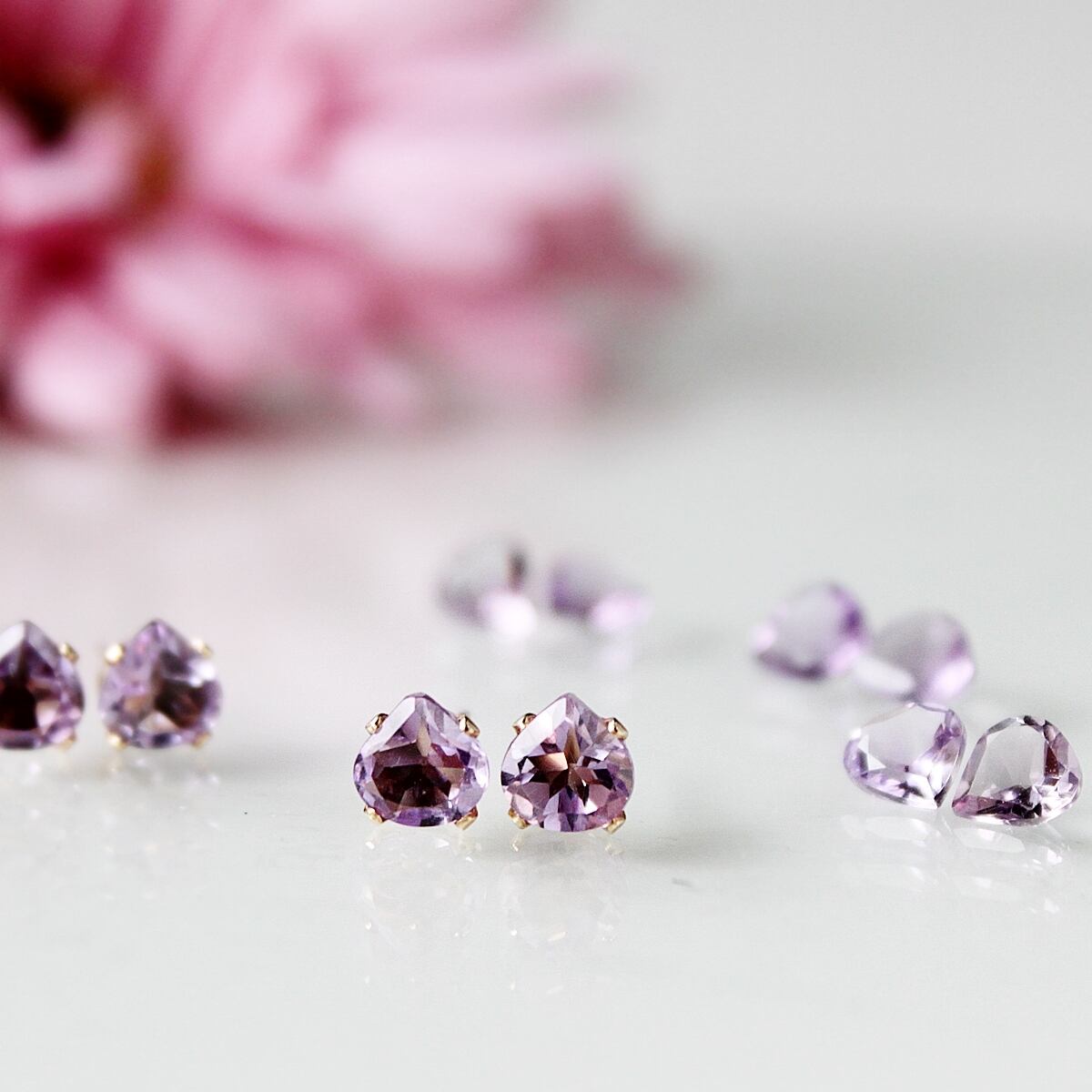 大粒ピンクアメジストの花びらピアス【アジサイ】6mm 14Kgf | Bear's