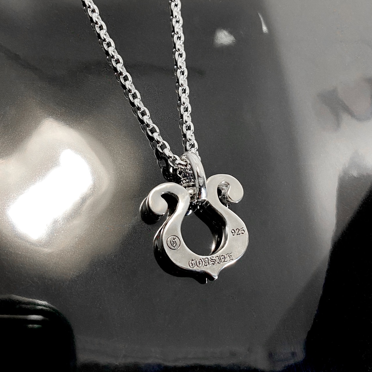 RHYTHMIC HORSESHOE LARGE NECKLACE / リズミックホースシューラージネックレス