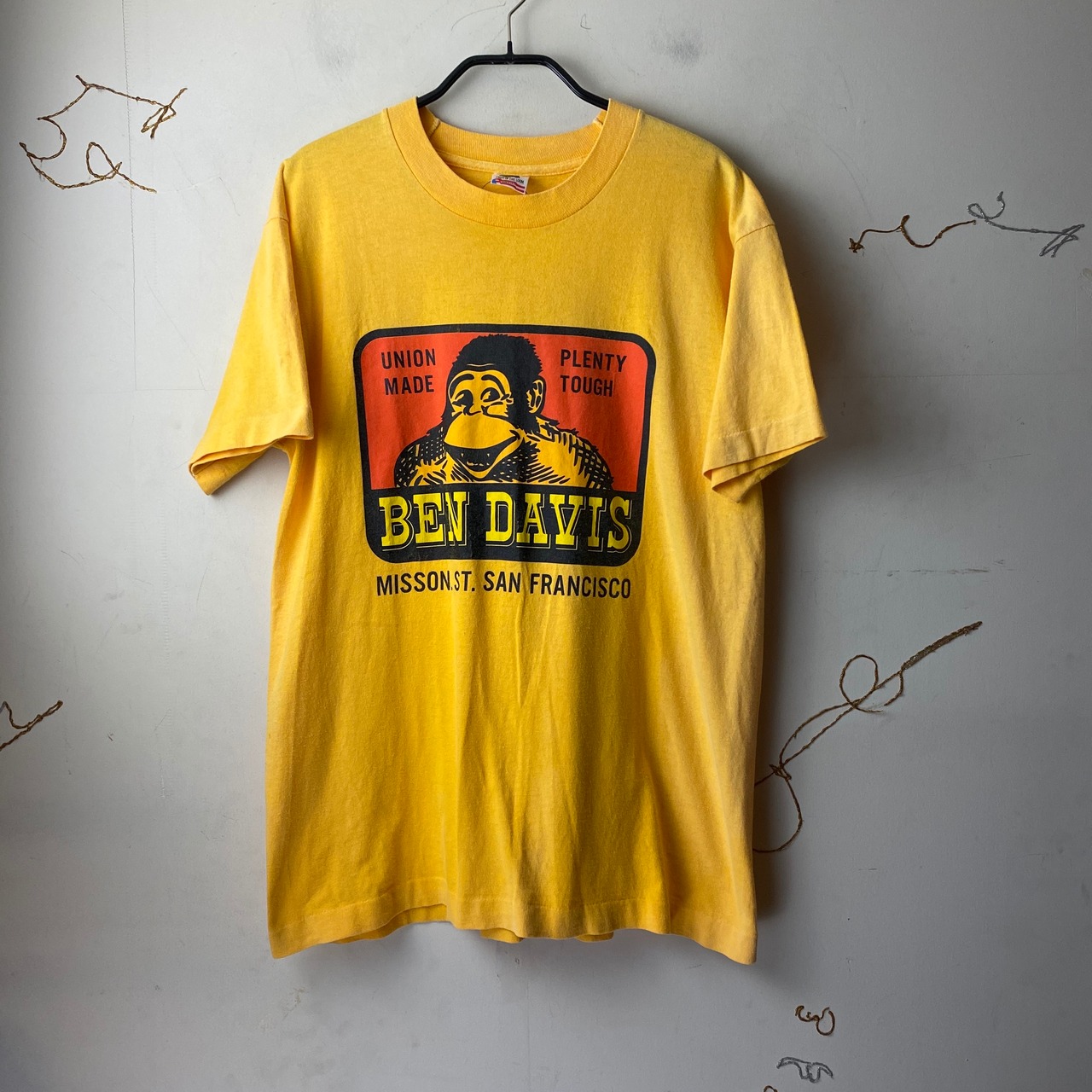 vintage 1990’s BEN DAVIS logo print tee 