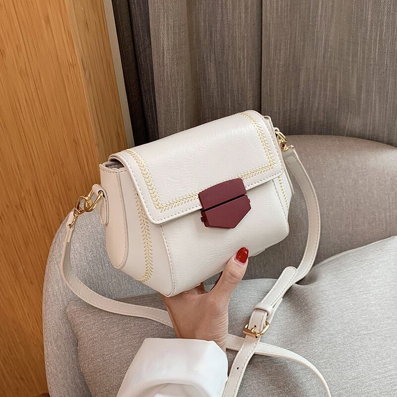 insスーパーファイアスモールバッグメスバッグ2020人気の新しいトレンディなファッションオールマッチメッセンジャーバッグネットレッドエインエアスモールスクエアバッグ Tiancai_Wing_Bag8397077