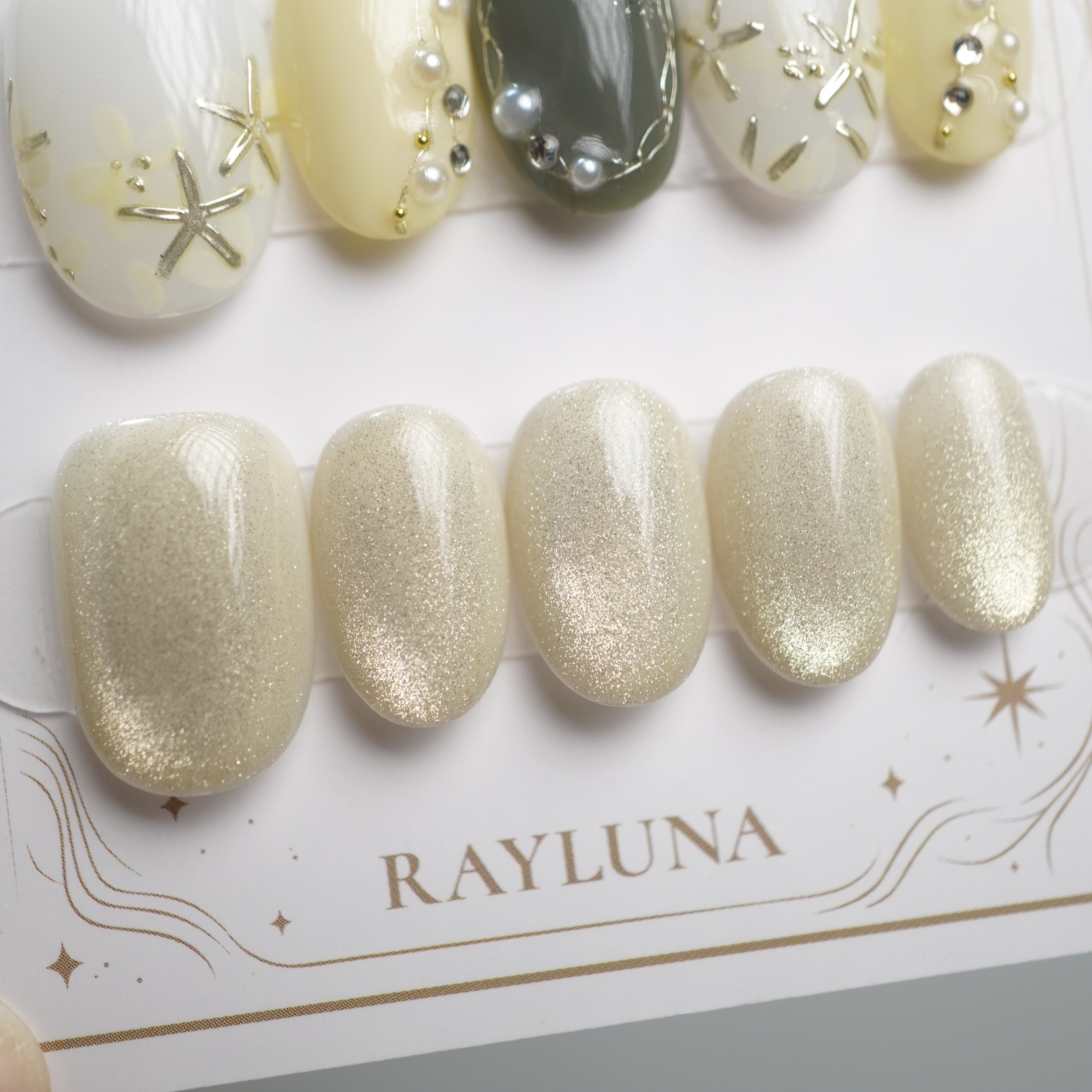 680】繰り返し使える【プレミアム】ネイルチップ／ 15枚セット