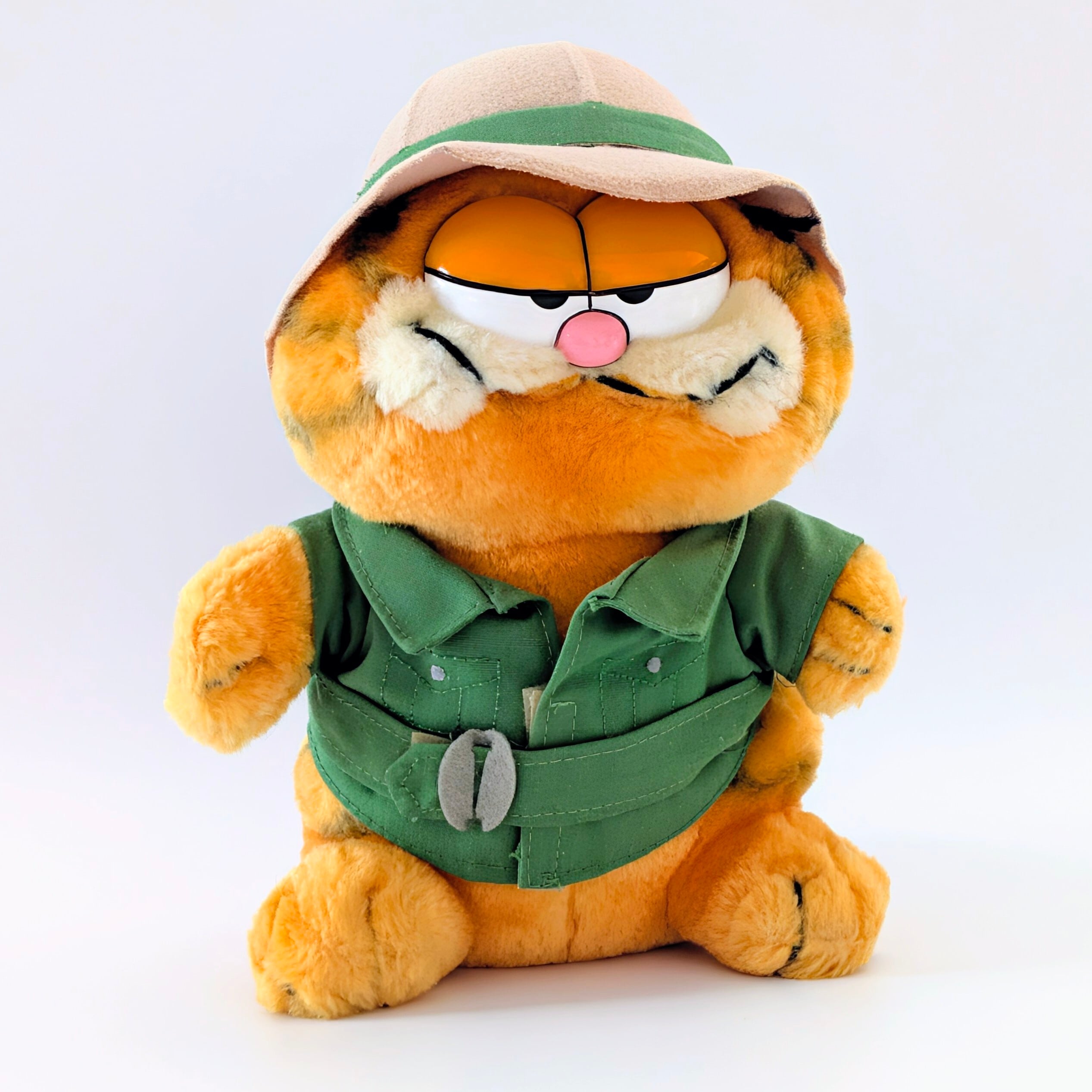 ☆ VINTAGE 1980年代初期 ☆【 Garfield ( ガーフィールド ) 】『 Safari Garfield サファリガーフィールド 』探検ガーフィールド / ぬいぐるみ / プラッシュ / plush / 1980年代年製 〚アメリカン雑貨 アメトイ〛