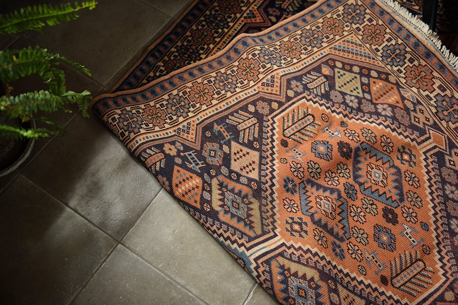 246 -Vintage Khamseh rug | 手織りのヴィンテージラグ専門店 | Bahr vinatage rug バハル ヴィンテージラグ  powered by BASE