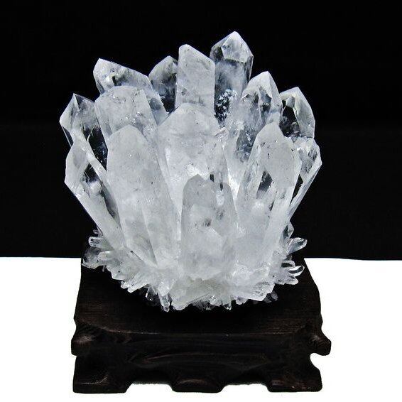 水晶 クラスター 水晶 原石 台座付属 一点物 182-8323