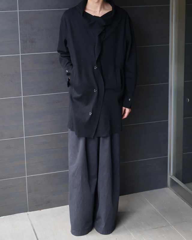 【y's】Detailed design snap mid-length long sleeves