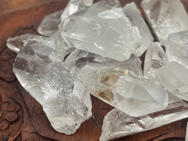 無ポリッシュ原石（ブラジル水晶）