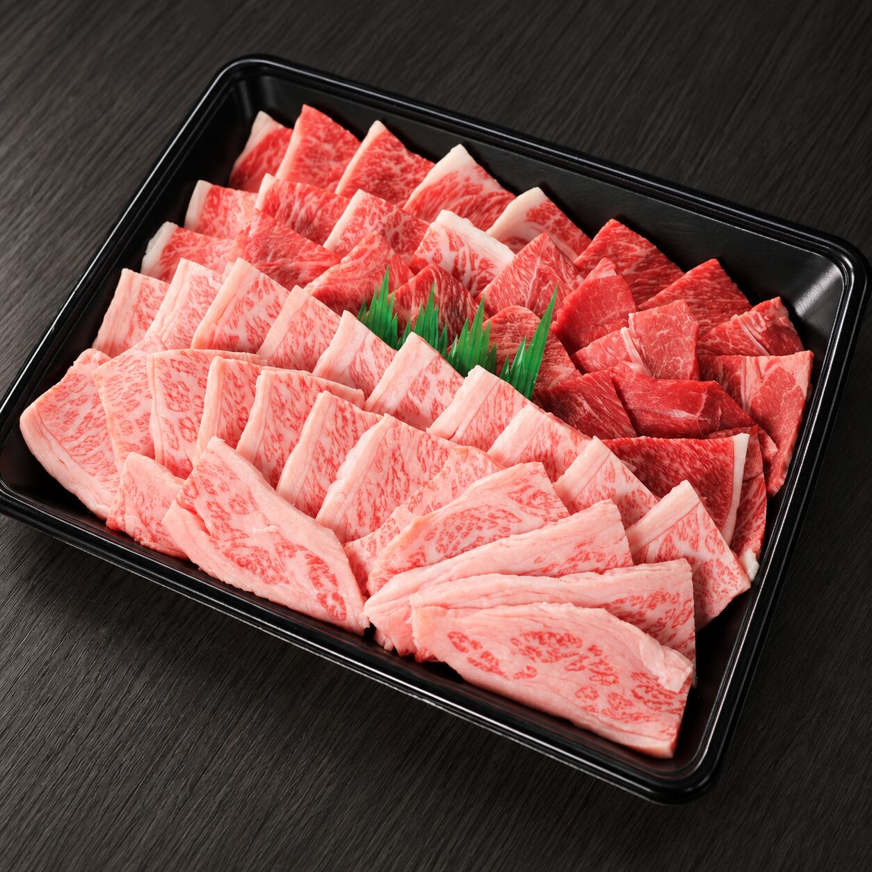 飛騨牛赤身(モモ/カタ)霜降り(バラ)焼肉 各300g