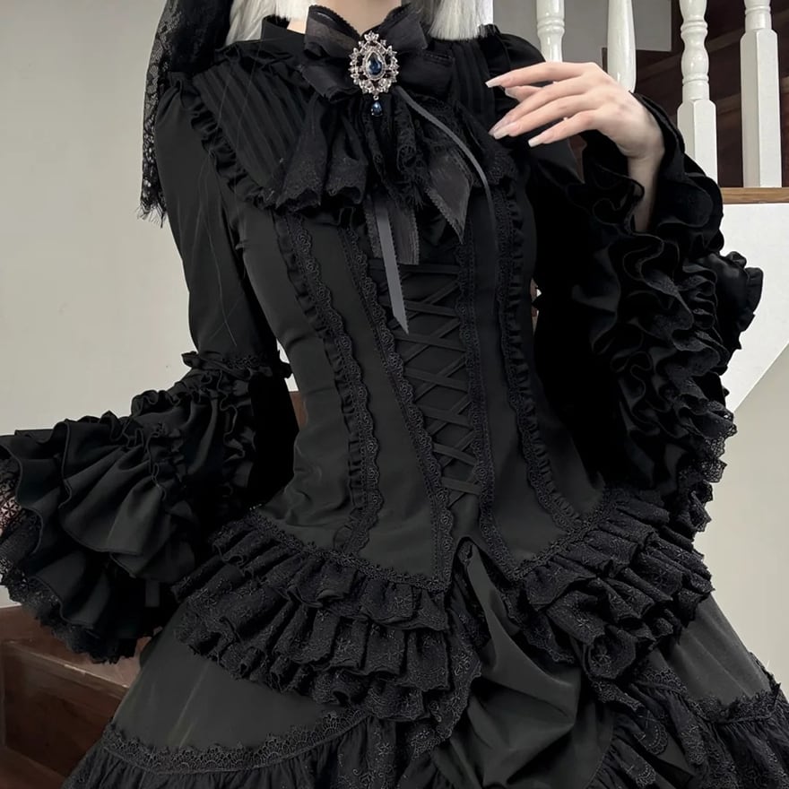ゴスロリ 姫袖シャツ 黒シャツ ネックリボン付き レースアップ フリル
