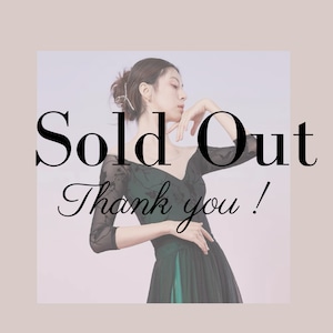 オフショルダー風 フロッキーフラワー ロングスリーブ バレエレオタード(Green)