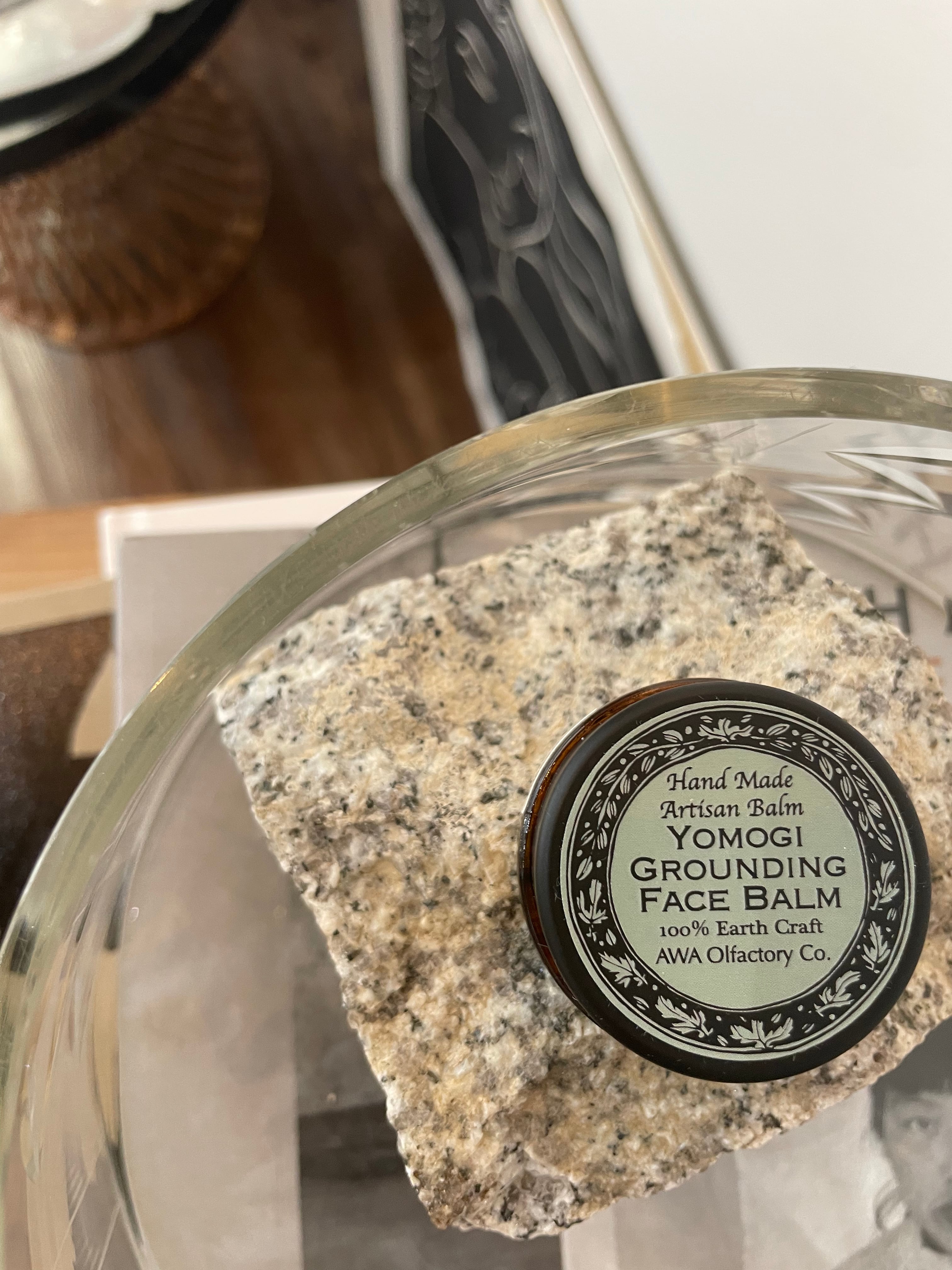 ヨモギグラウンディングフェイスバーム YOMOGI GROUNDING FACIAL BALM