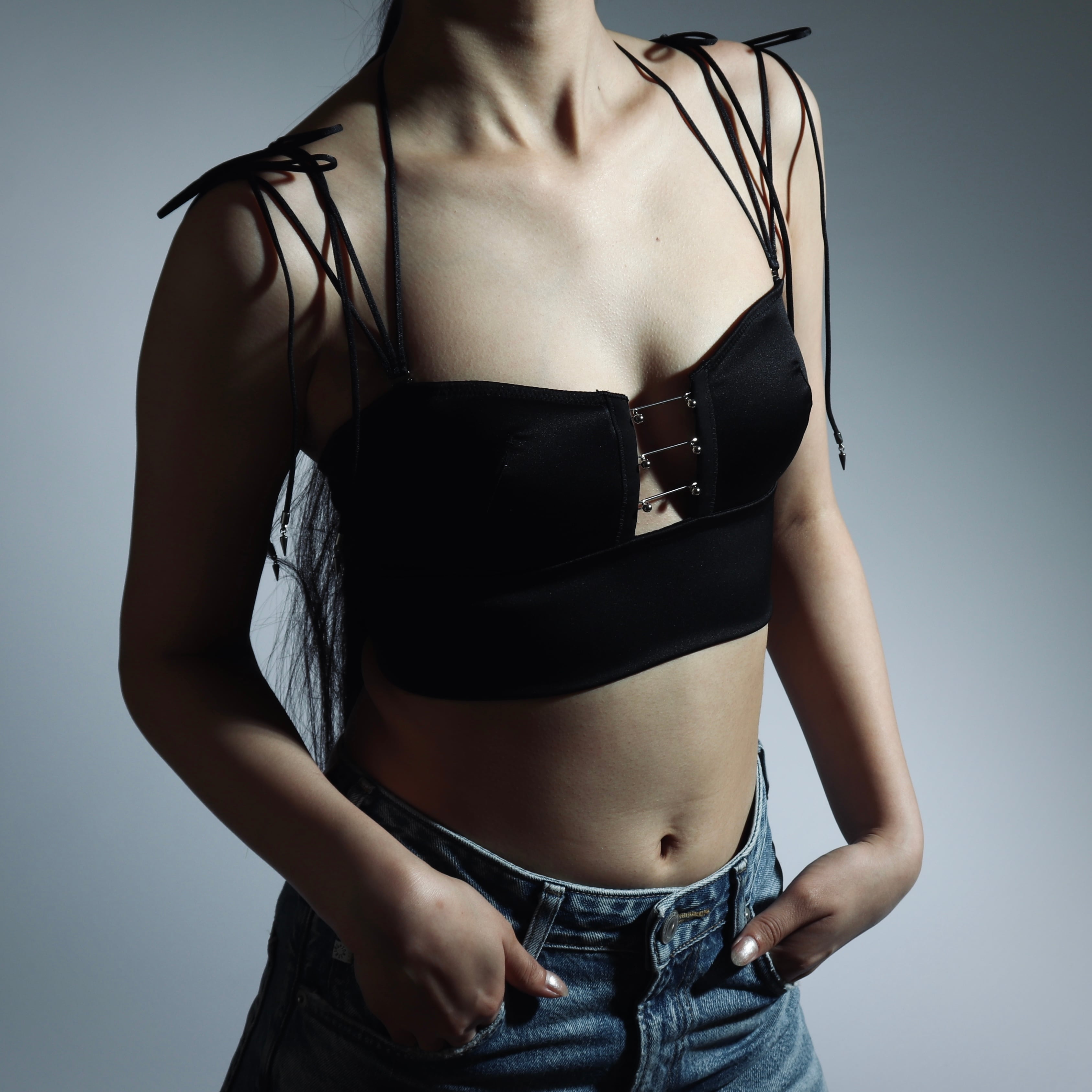 studs ribbon straps | SOMEICA
