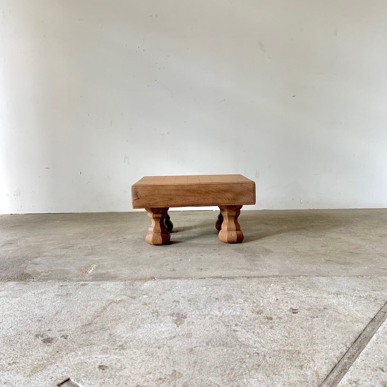 小ぶりな将棋盤　花台　古道具　0586