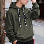 ロゴ紐ベーマークパーカー