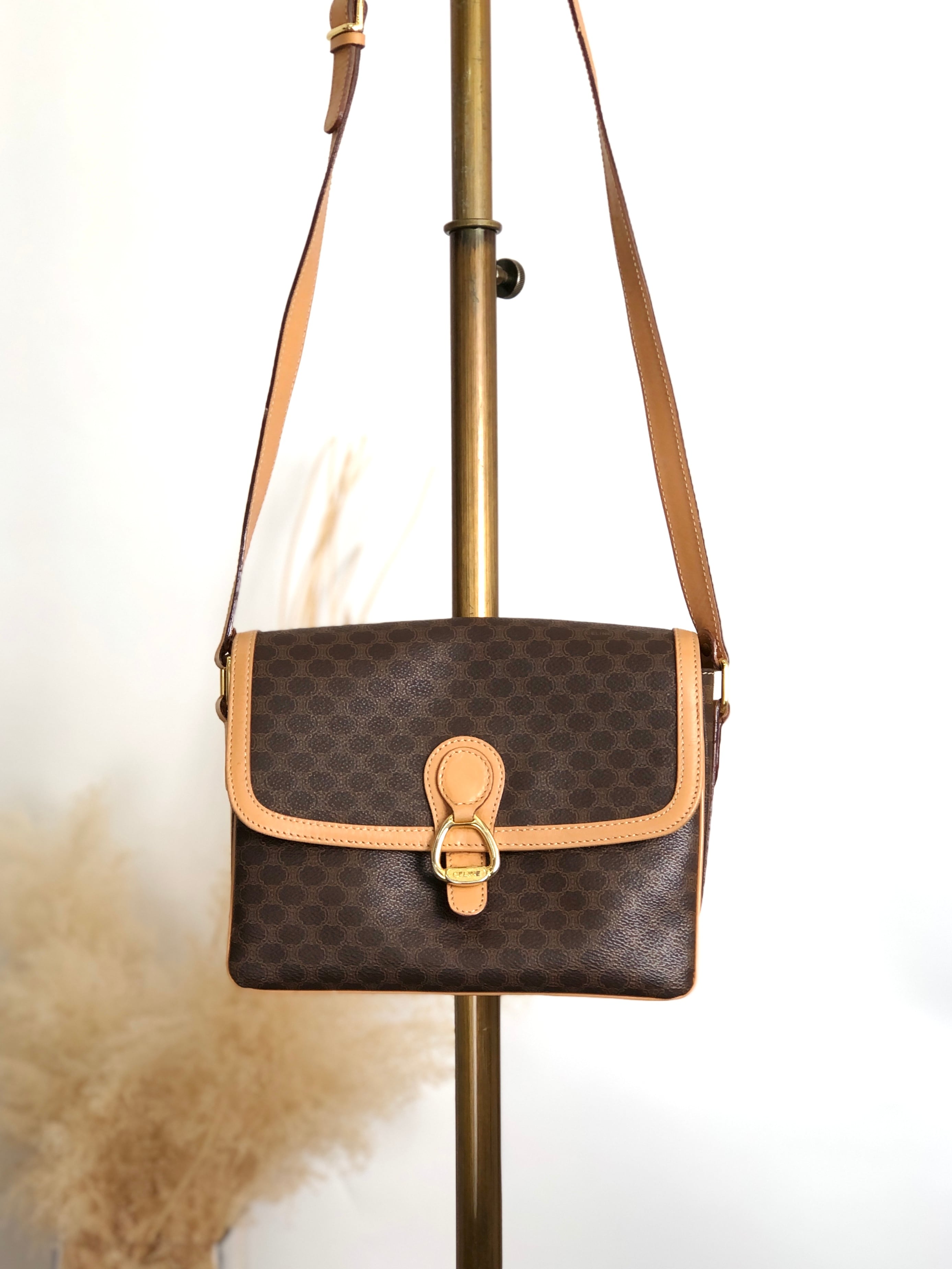 CELINE セリーヌ マカダム ショルダーバッグ ブラウン ロゴ フロントバックル PVCレザー vintage ヴィンテージ オールド mii7cn