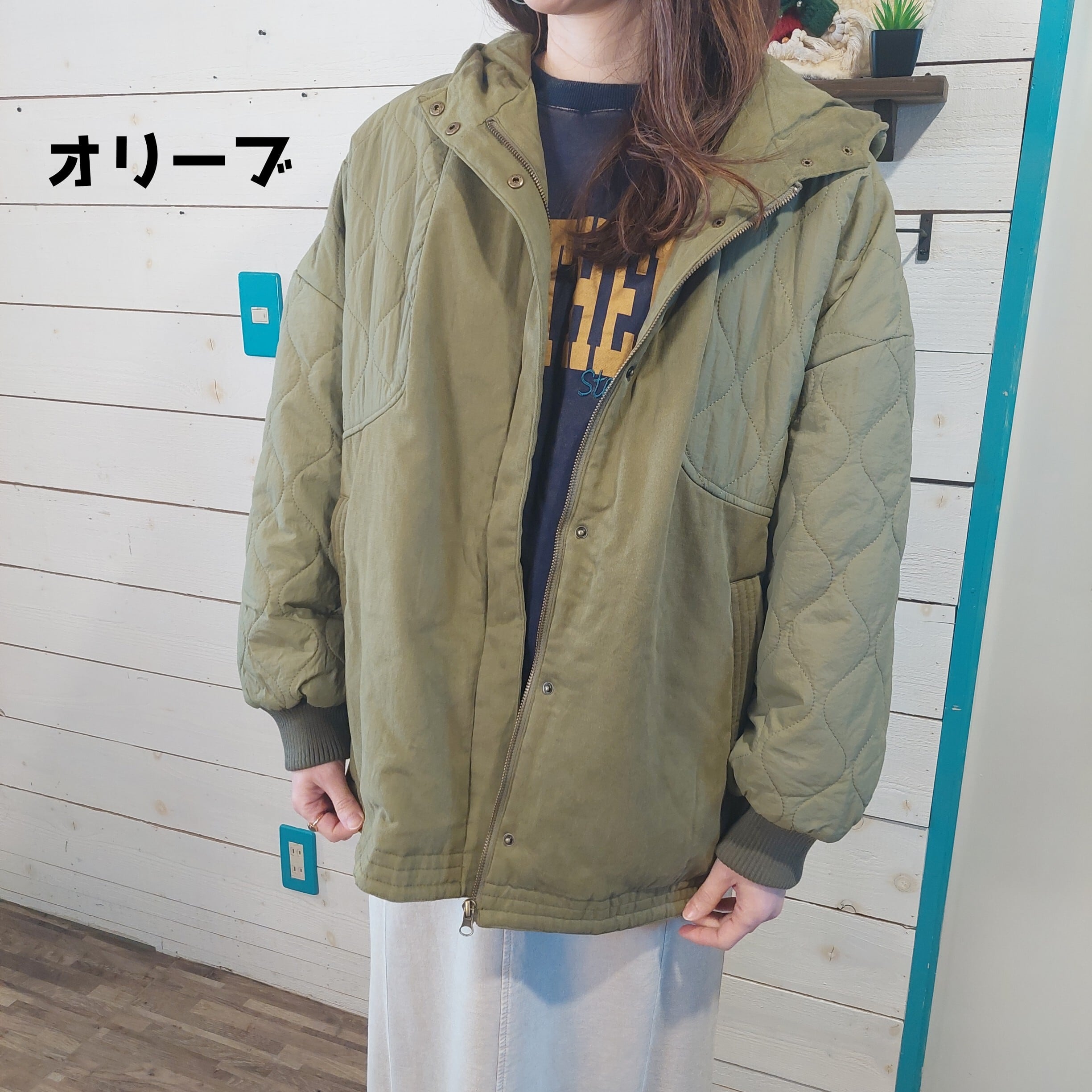 キルティングツイル　重ね着風フードコート　1430　ドッキングハーフ丈コート　フリーサイズ