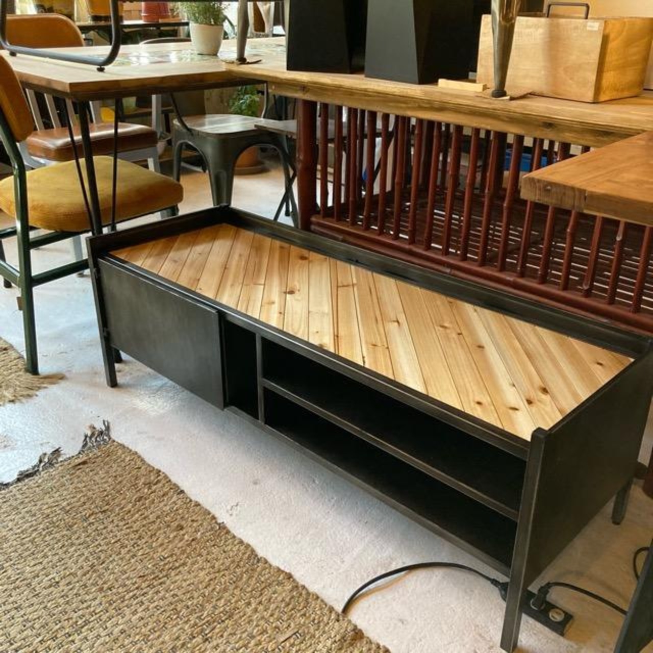 アイアン＆ポプラウッドテレビボード　120cm　【倉庫直送商品】【代引不可】【同梱不可】【送料無料】テレビ台　ロングボード　ローボード
