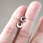 ムーン 三日月 ピアス サージカルステンレス SUS304