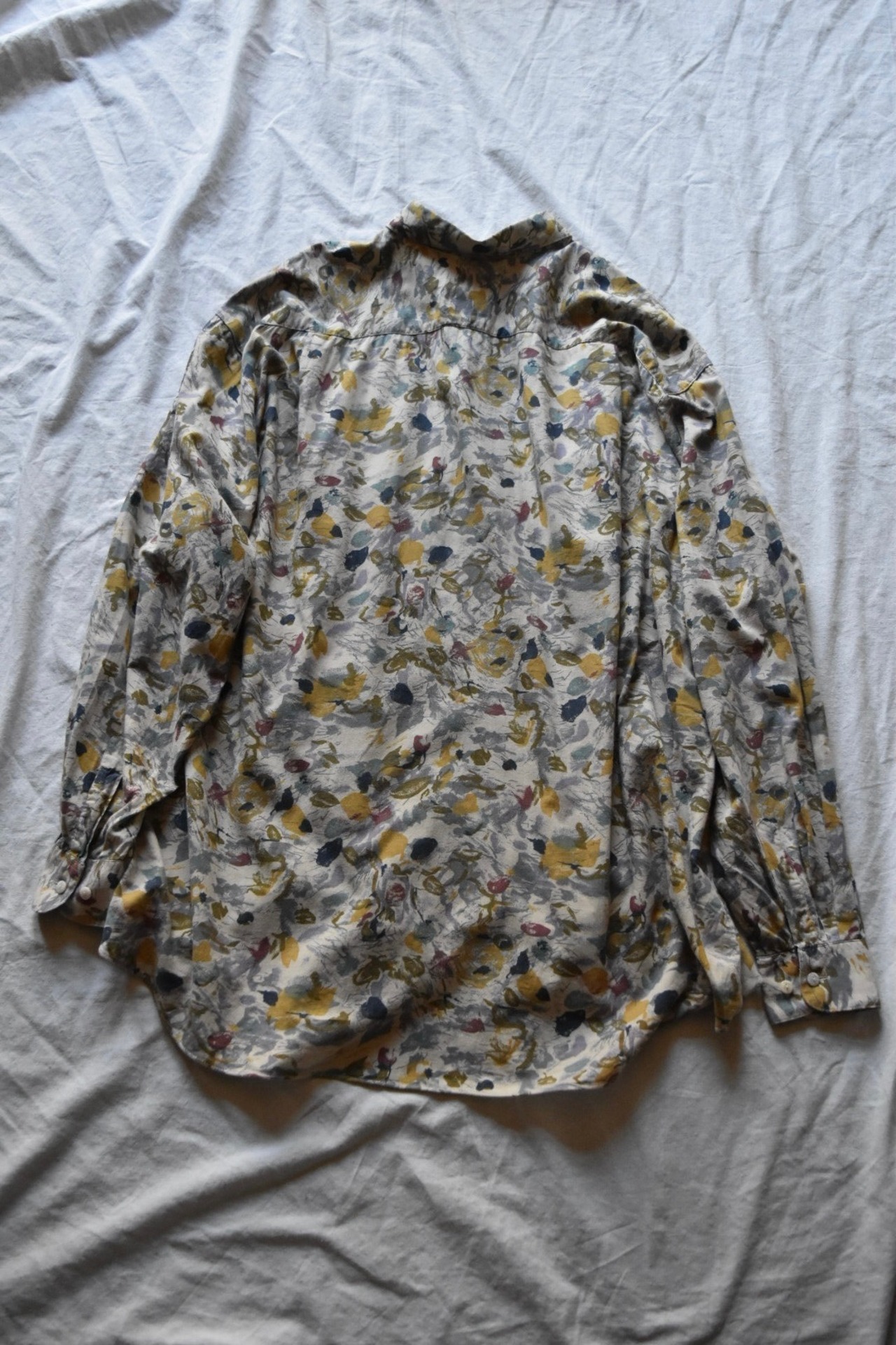 Italy beige base flower pattern shirt