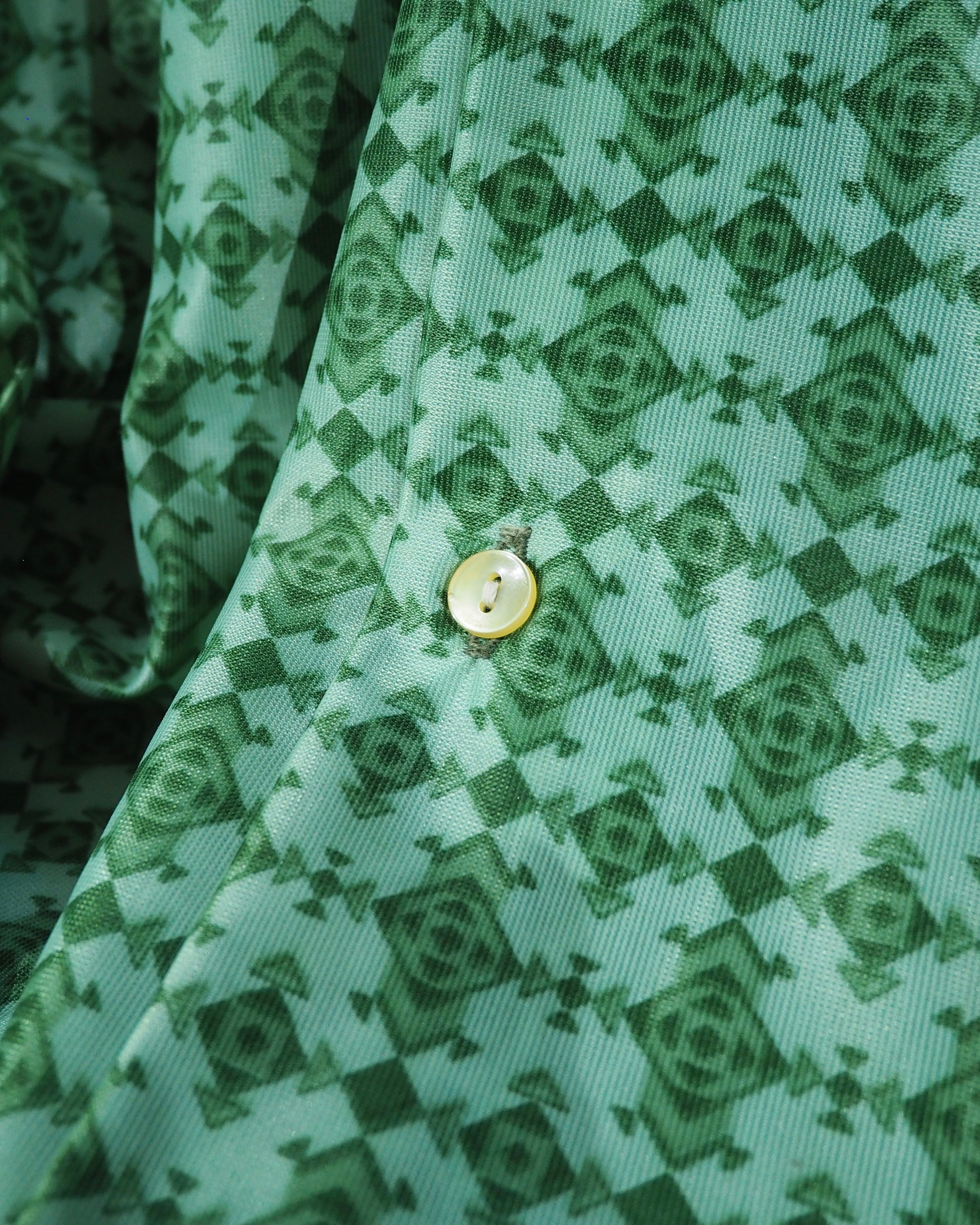 1970 - 80s Geometric rhombus patterns vintage Drape loose shirt