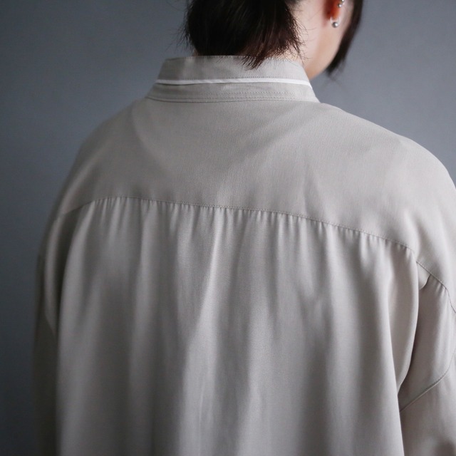 ”刺繍” fry-front minimal design over size band-collar shirt