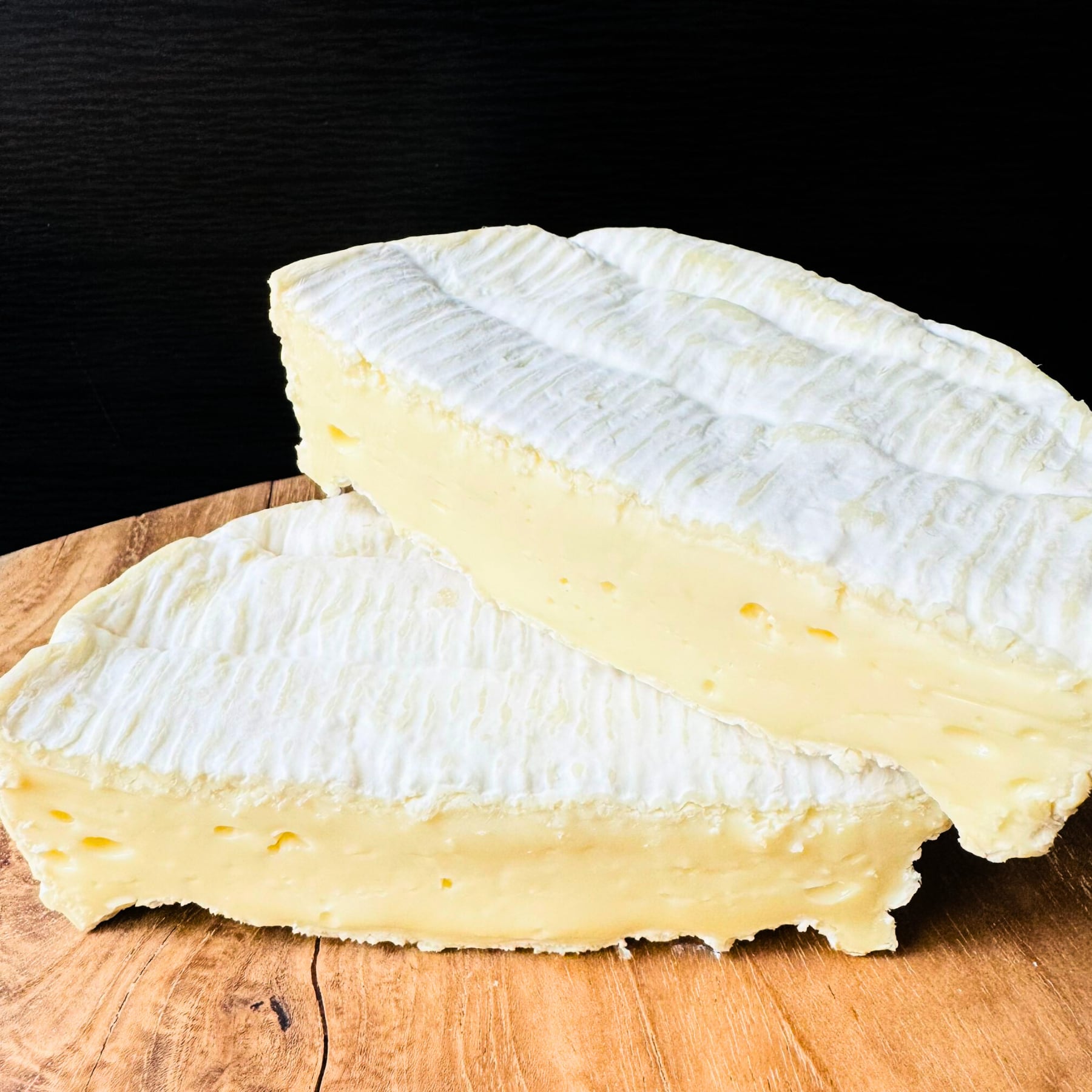 100g|ル・ルスティック カマンベール|ノルマンディー産 白カビチーズ|やさしい味わい 毎日のチーズに|French Camembert