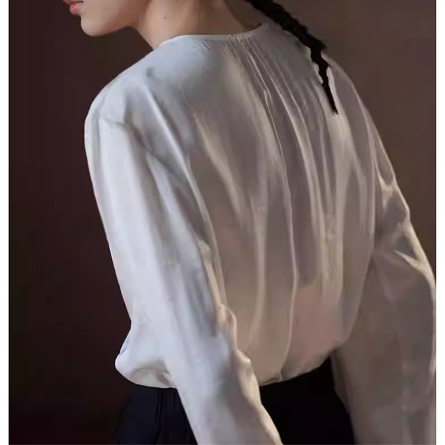 【長袖ギャザーネックドロップショルダーブラウス】P00291