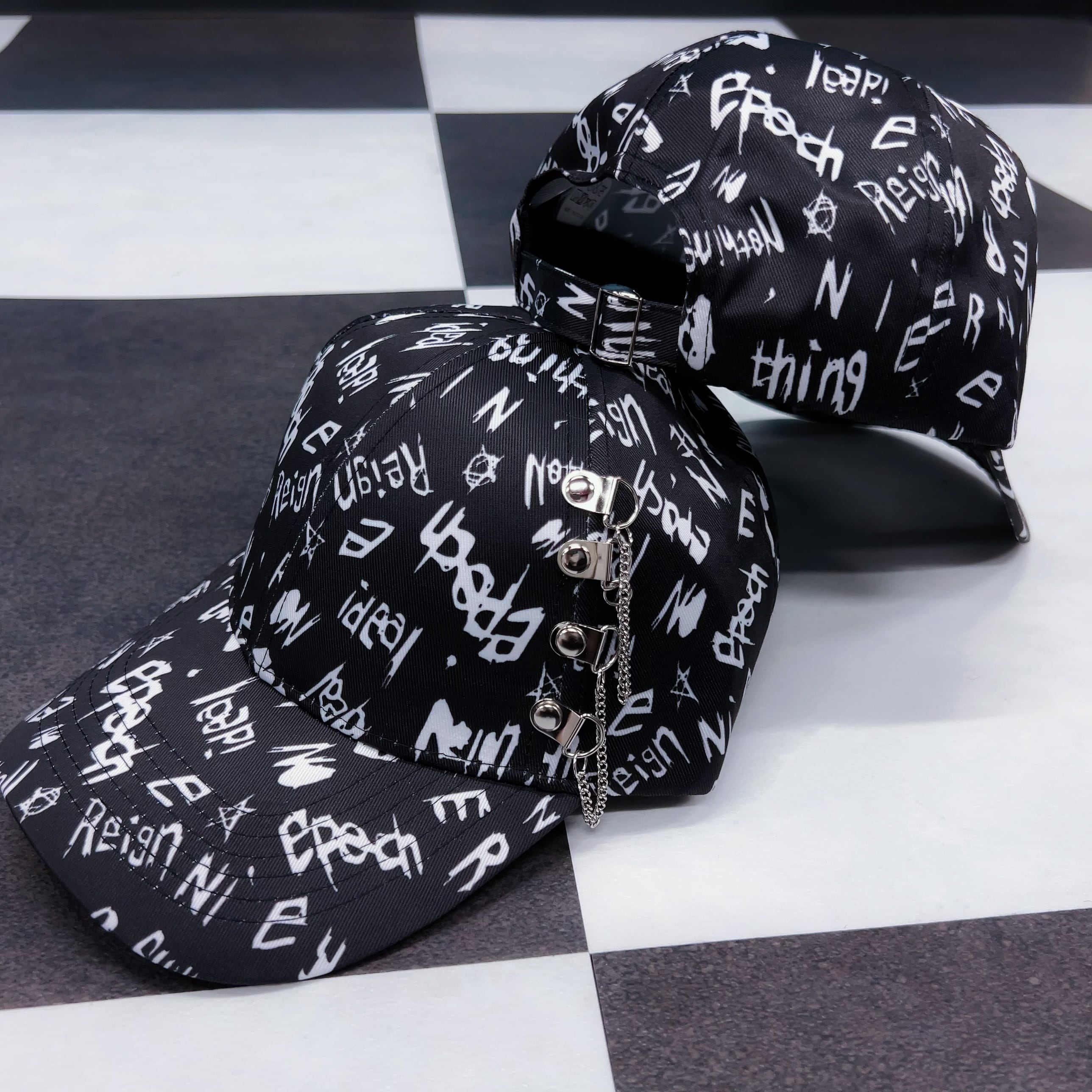 チェーン付き総柄LOGO CAP | NIER CLOTHING powered by BASE