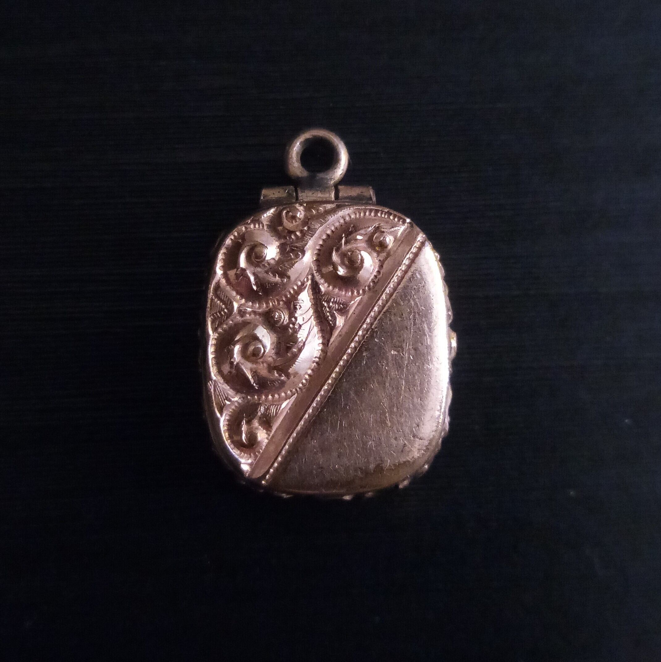 Antique Victorian Locket Pendant