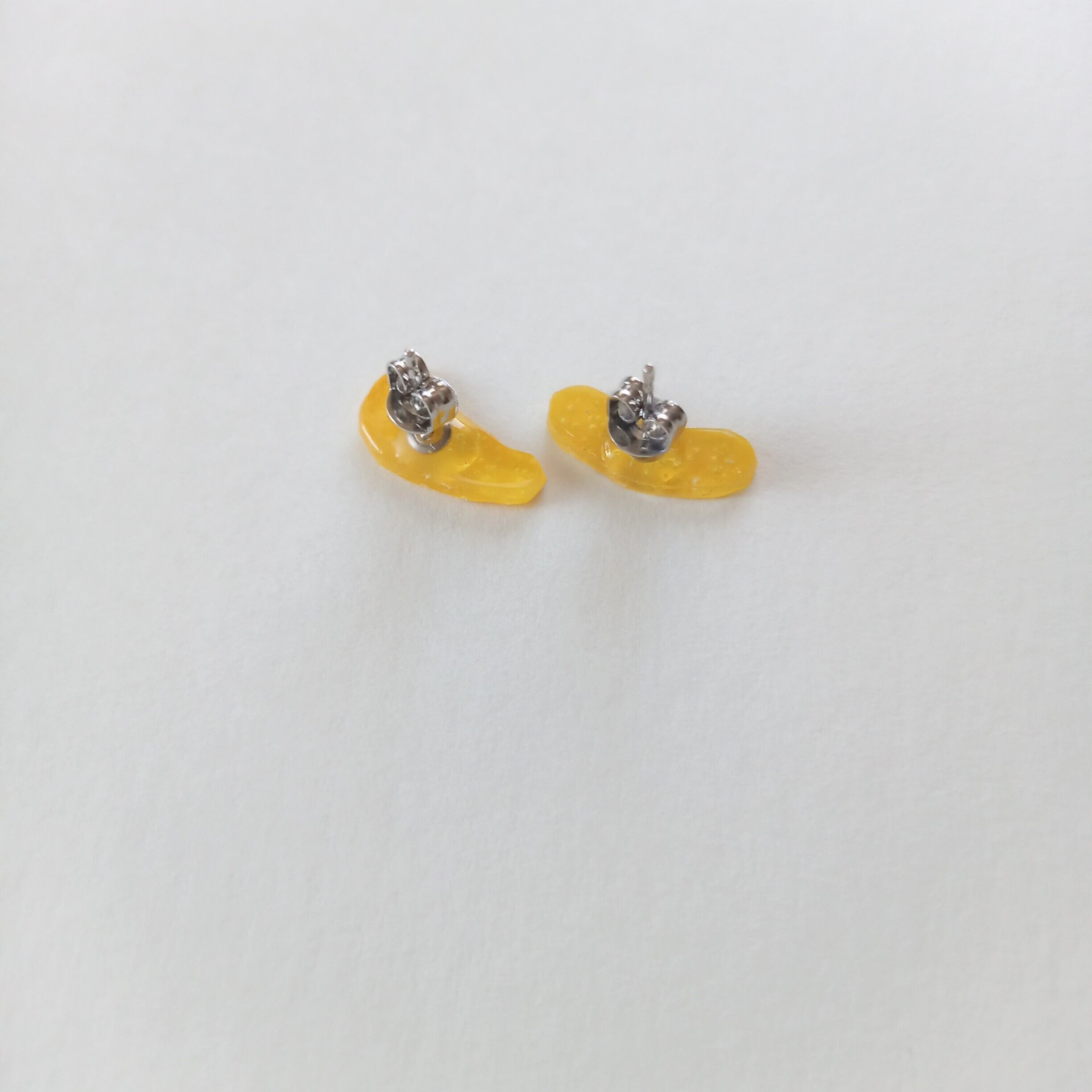 ヘンテコ　スタッドピアス　「干しいも」