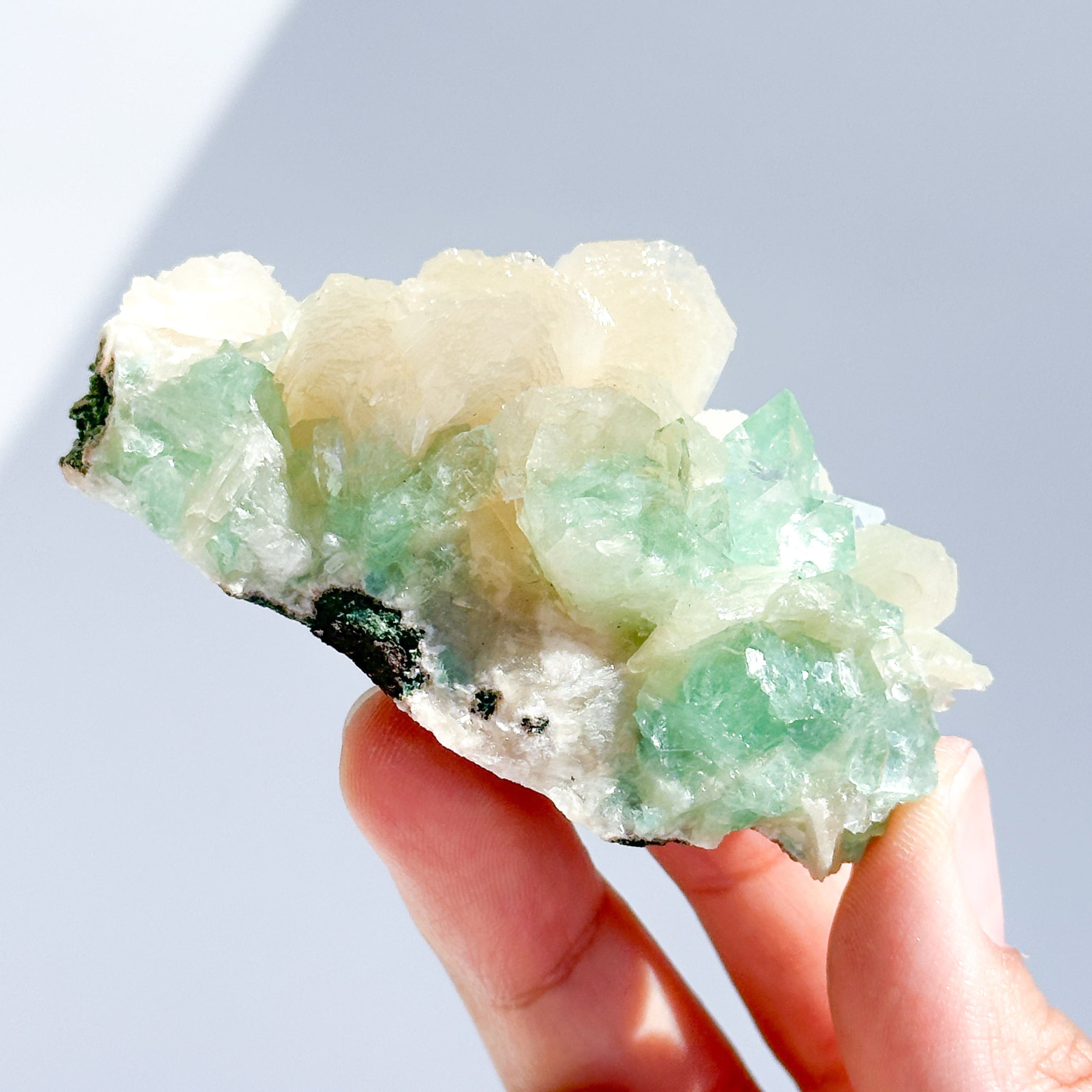 グリーンアポフィライト＆スティルバイト 83◇ Green Apophyllite