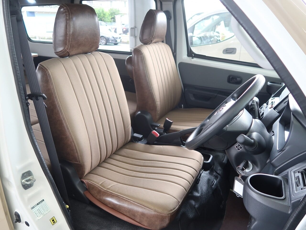 MONOBOX タウンエース用フロントシートカバー（運転席、助手席セット