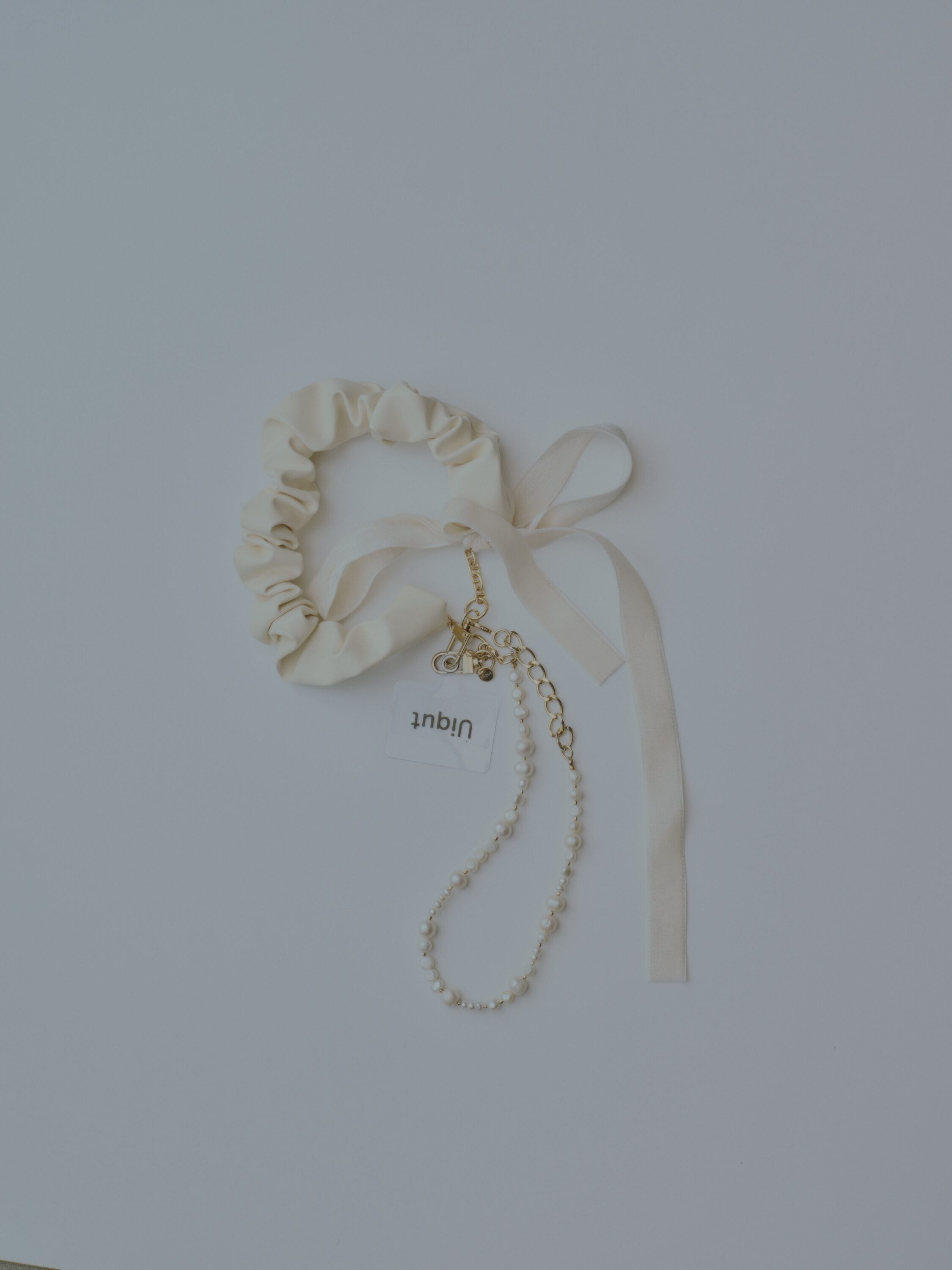 chouchou leather short strap 2way white | uiqut（ユイクト）