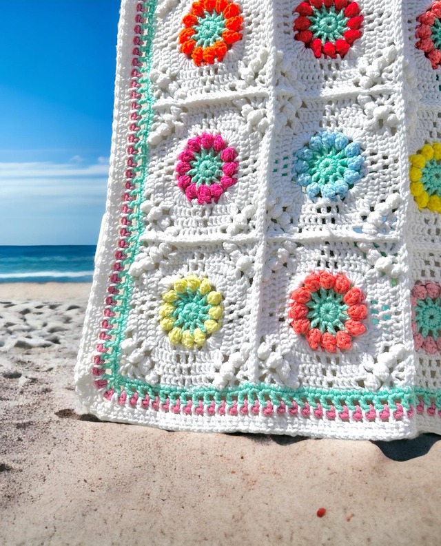 knit crochet rug /White