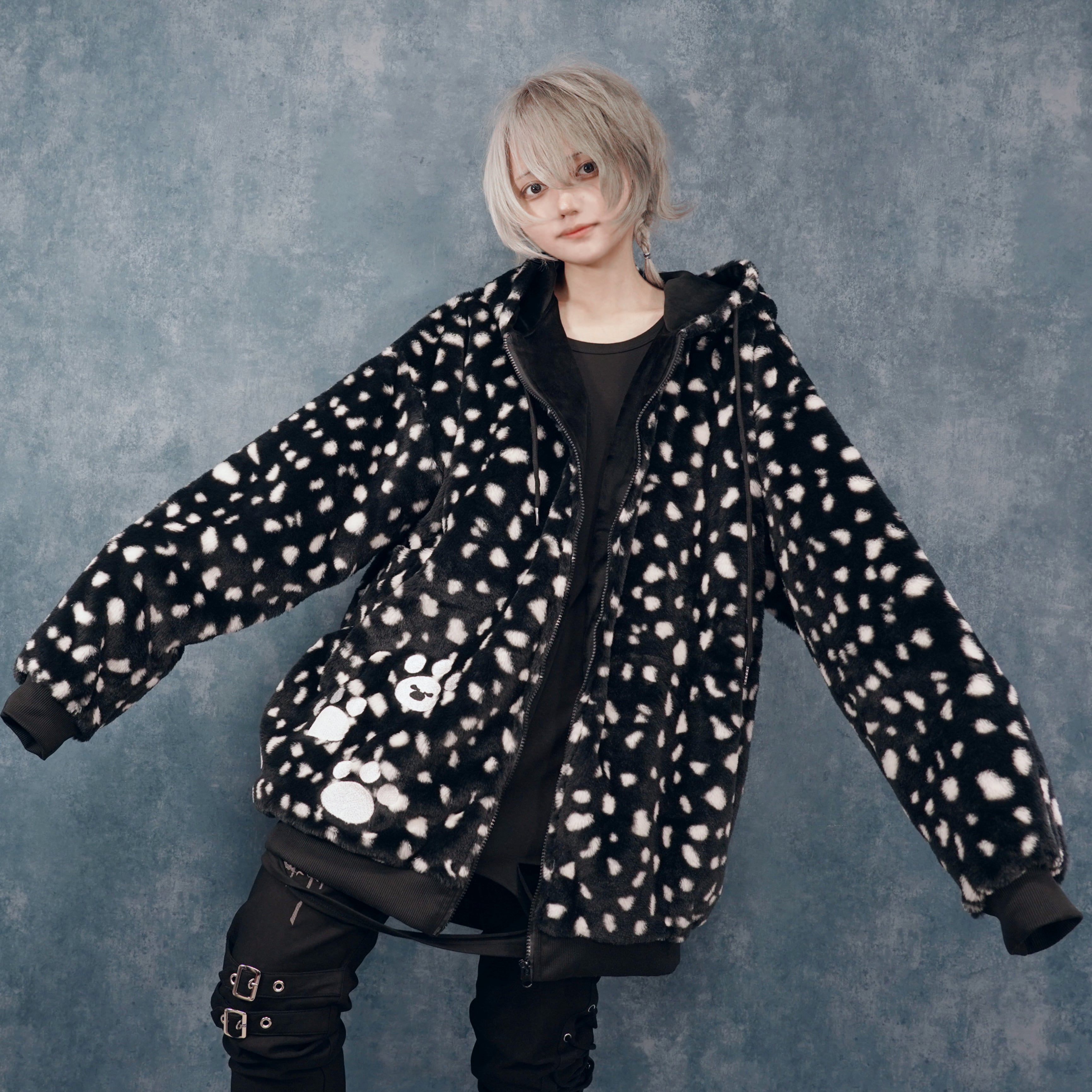 10月21日目玉大特価》LEOPARD FUR ZIP OUTER【肉球刺繍入り