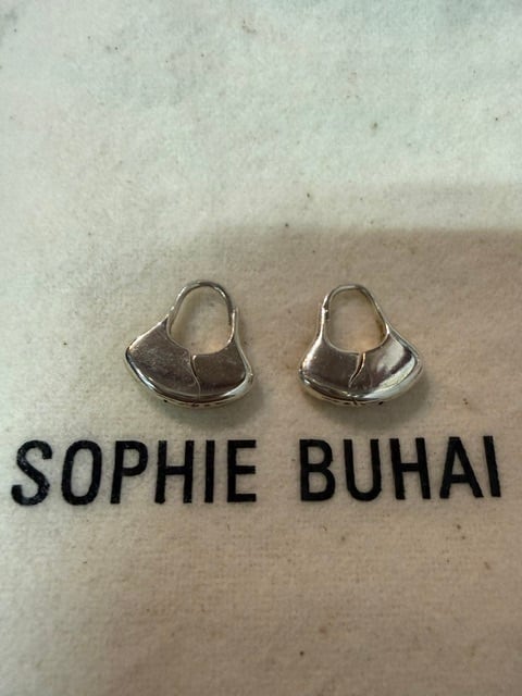 SOPHIE BUHAI シルバー ピアス ソフィーブハイ SOPHIE BUHAI Small Gingko Hoops - Silver イチョウ