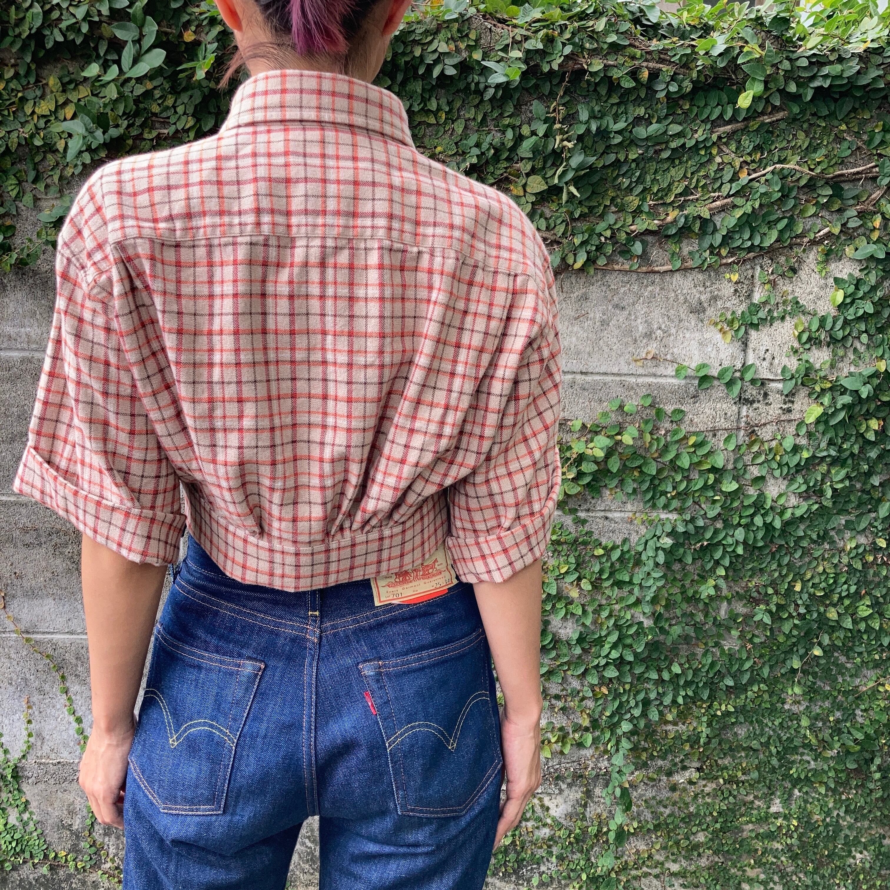 古着リメイク】クロップドシャツ 03 | ARIES VINTAGE CLOSET 古着リメイク】クロップドシャツ 03 | ARIES VINTAGE CLOSET