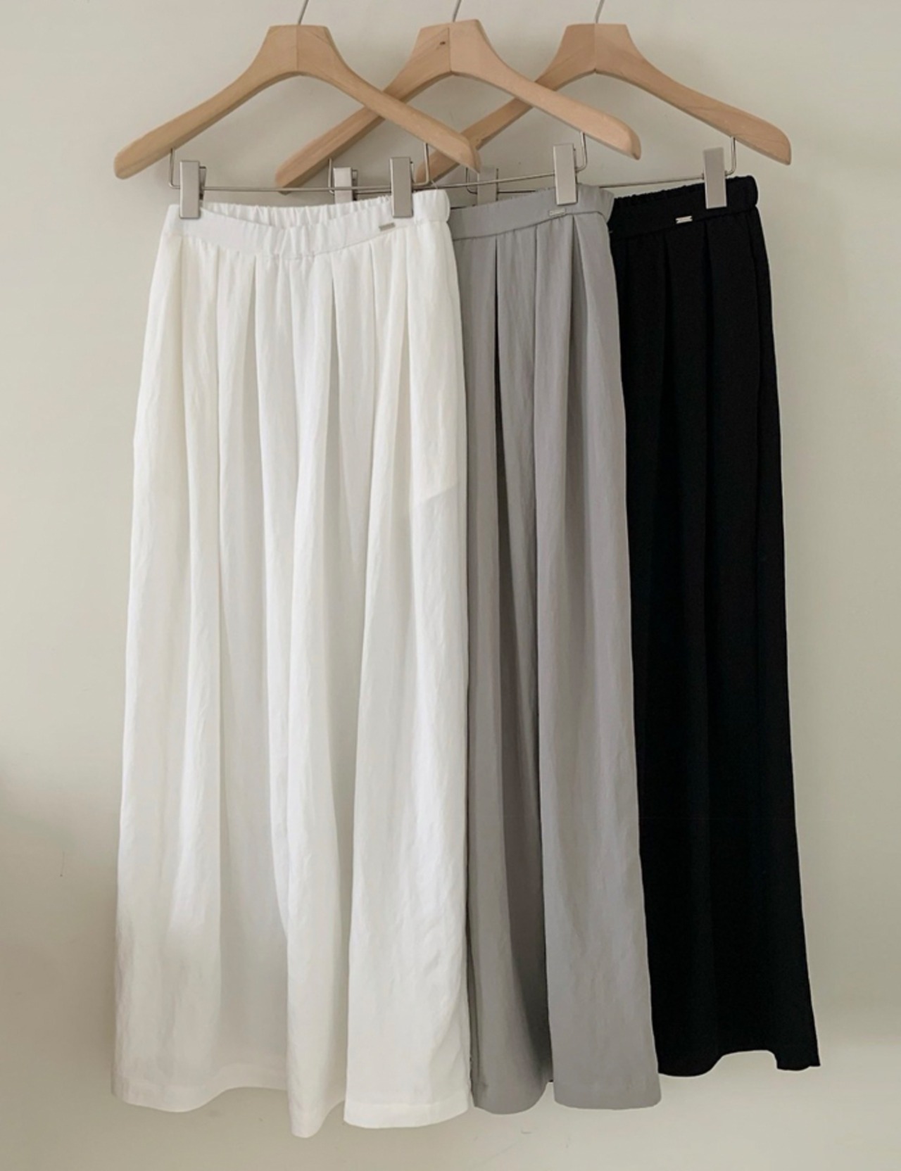 【新作5％OFF・3日間】美ライン・Pin-tuck Wide Slacks_3colors