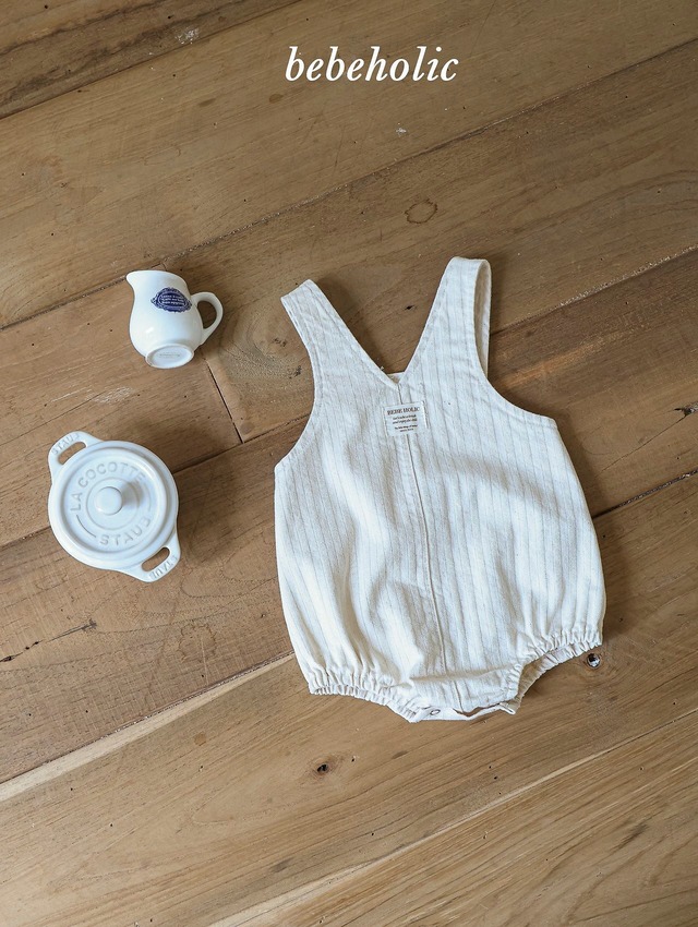 ⭐︎即納⭐︎[bebeholic] button sus rompers