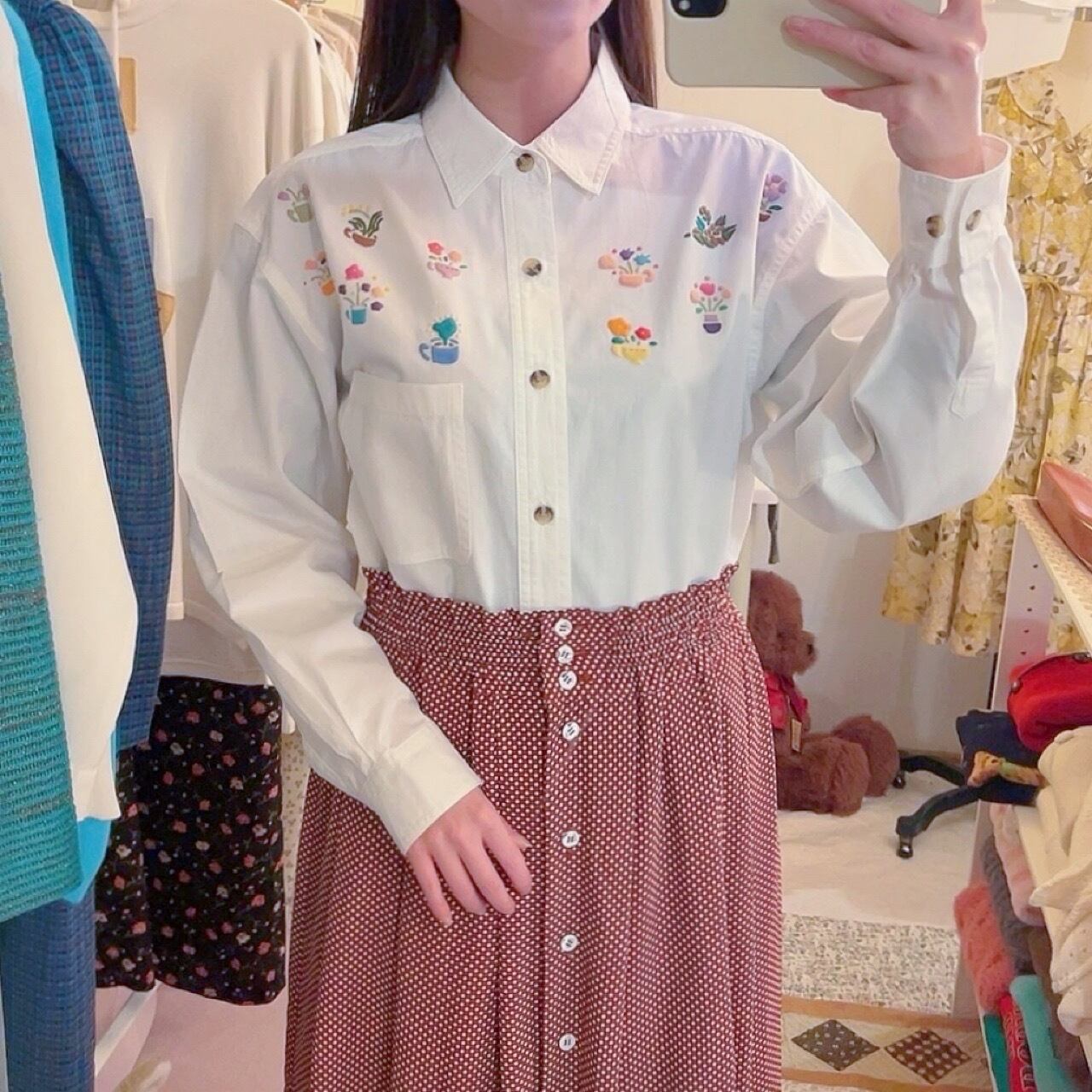 colorful mini flower white blouse