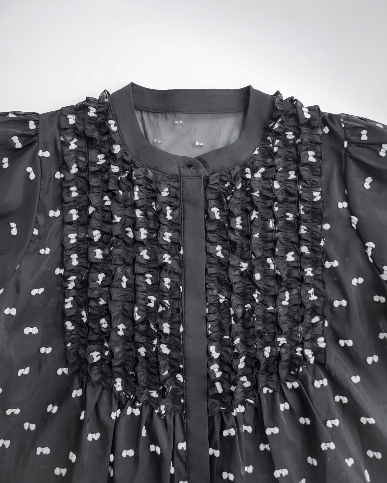 リボンモチーフブラウス［70018］