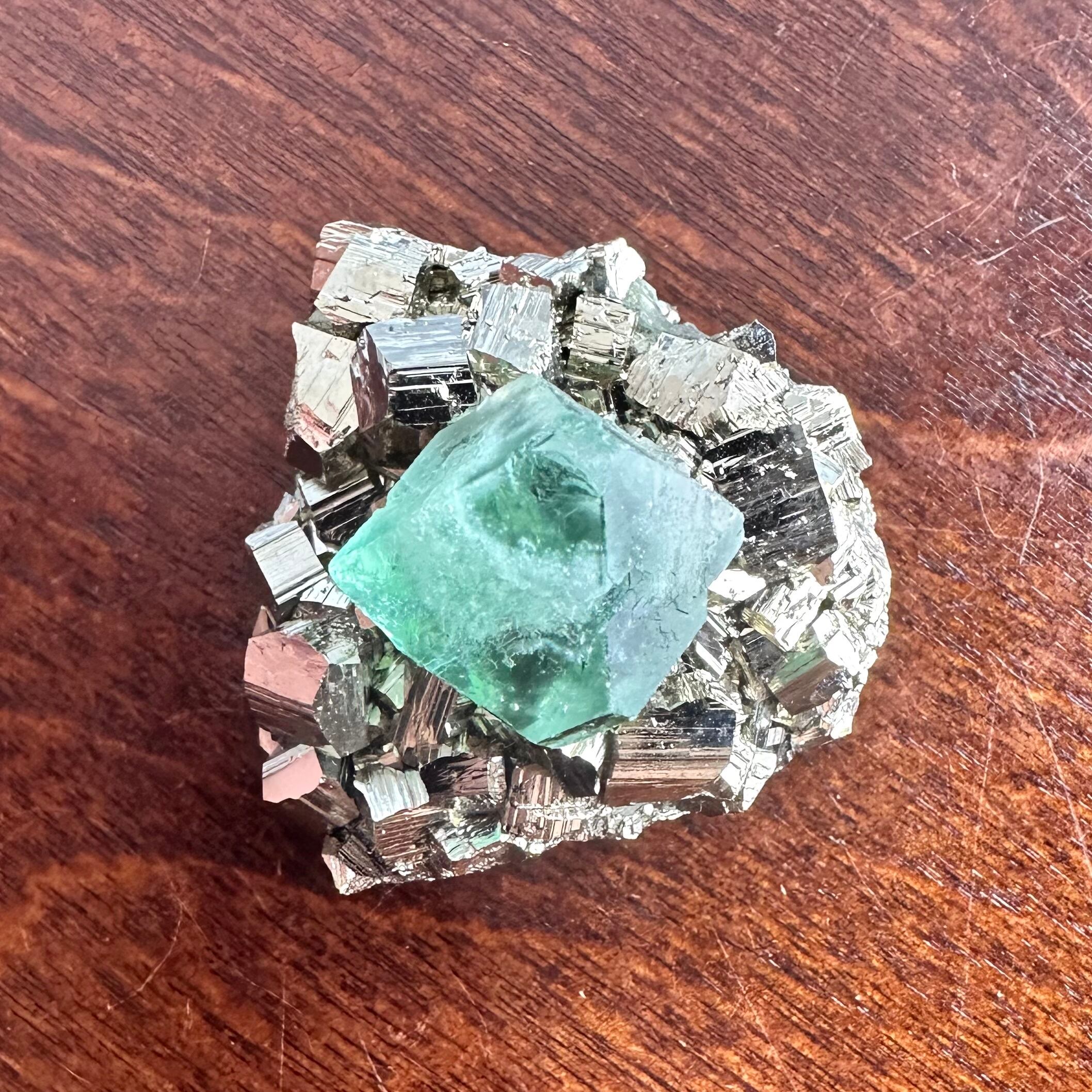 フローライト / パイライト【Fluorite with Pyrite】ペルー産