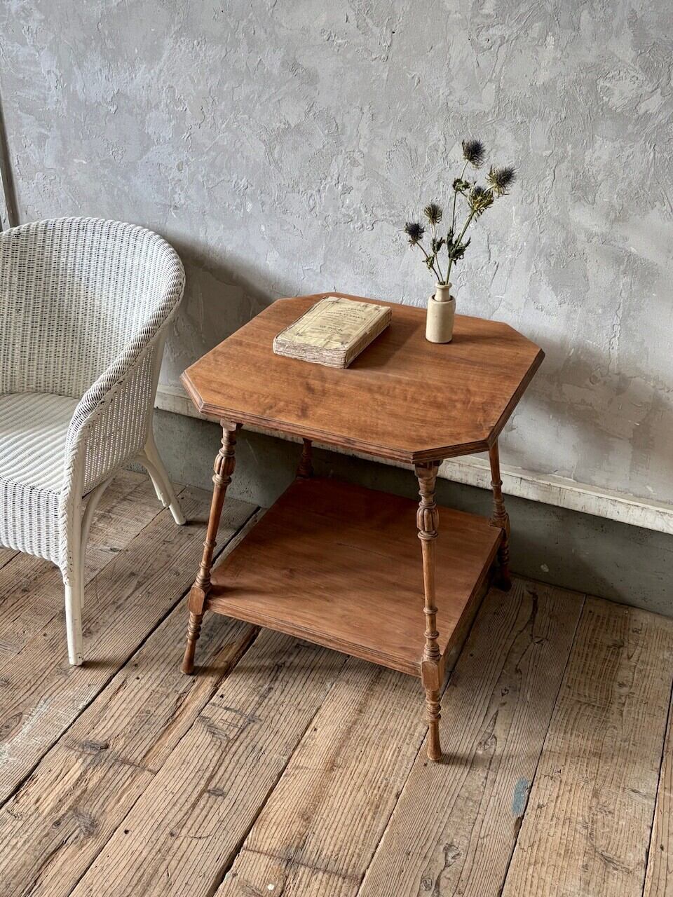 Side Table (A27-21)