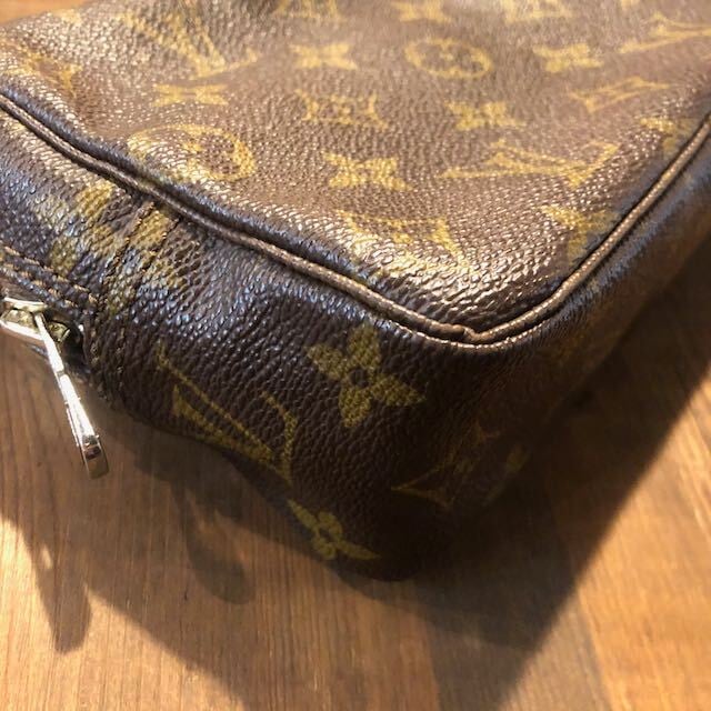 LOUIS VUITTON ⭐︎ルイ ヴィトン ポーチ トゥルース・トワレット18