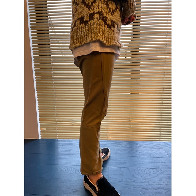 Slit slim patch pants